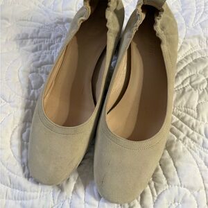 Everlane Tan Flats Minimalist Design
